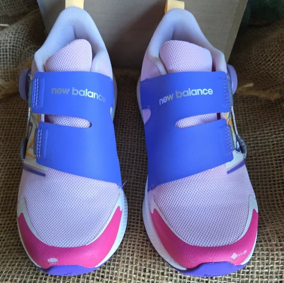 SOLD.....New Balance Kids' Purple and Pink Shoes - Picture 6 of 12